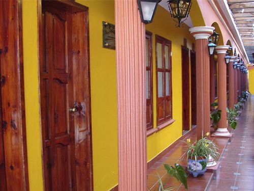 Hotel Arcos Del Carmen San Cristóbal de Las Casas エクステリア 写真